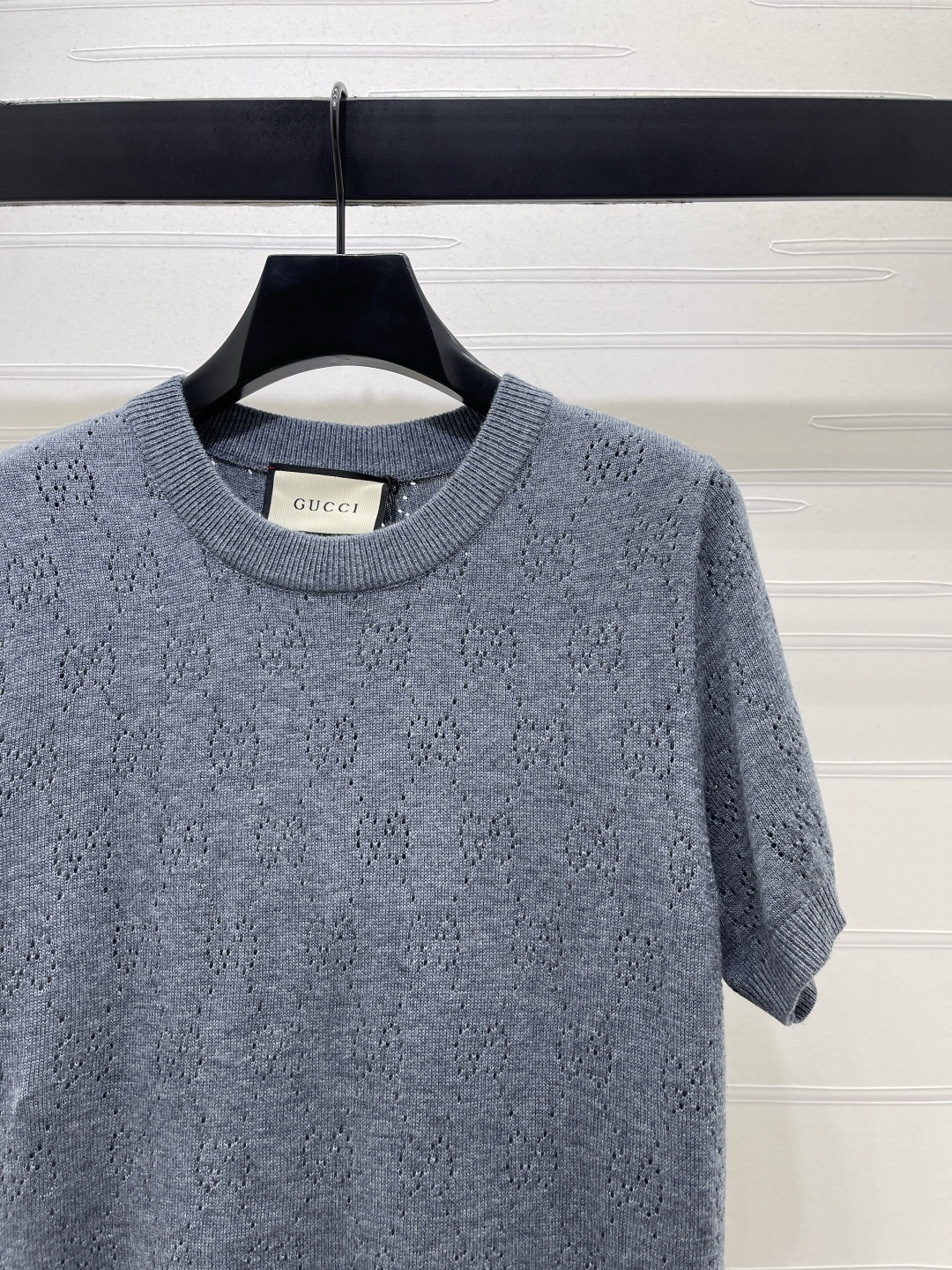 Women's short sleeves